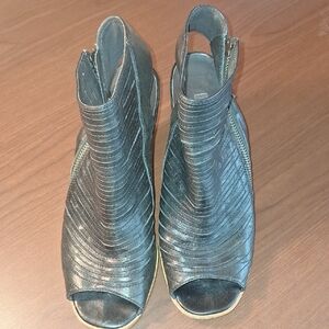 Paul Green Black Open-Toe Heeled Shie Sz 6